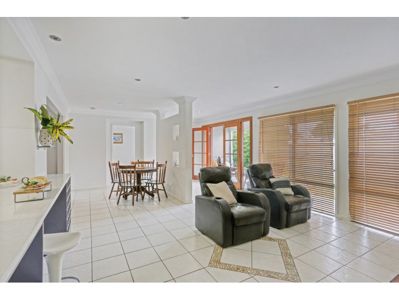 66 Oomoo Street, Buddina QLD 4575