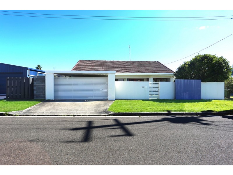 66 Oomoo Street, Buddina QLD 4575