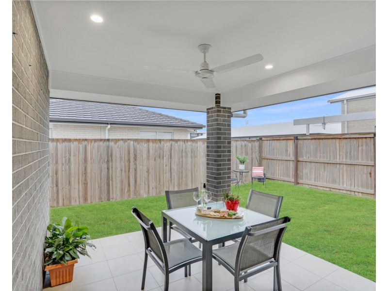 9 Spann Street, Palmview QLD 4553