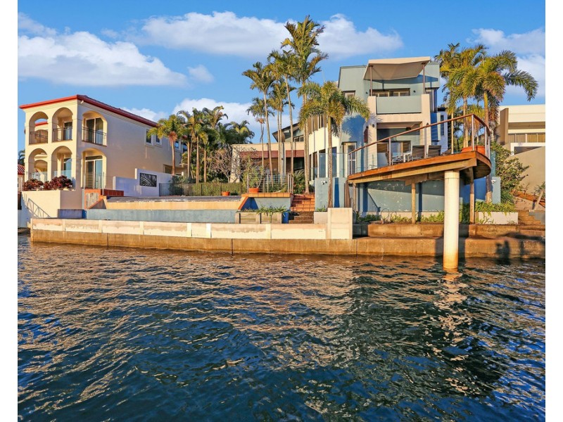 102 Mooloolah Drive, Minyama QLD 4575