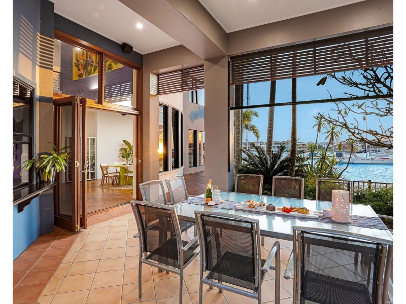 102 Mooloolah Drive, Minyama QLD 4575