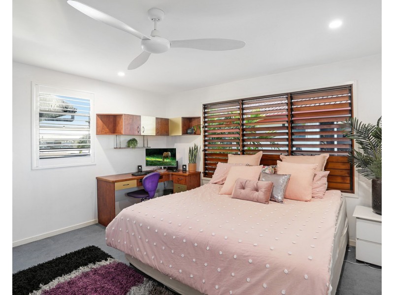 102 Mooloolah Drive, Minyama QLD 4575