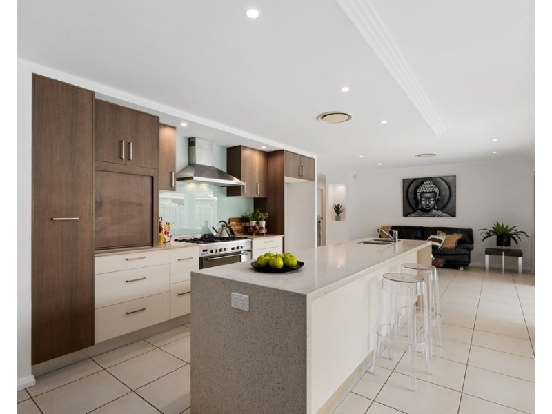 16 Lalwinya Street, Buddina QLD 4575