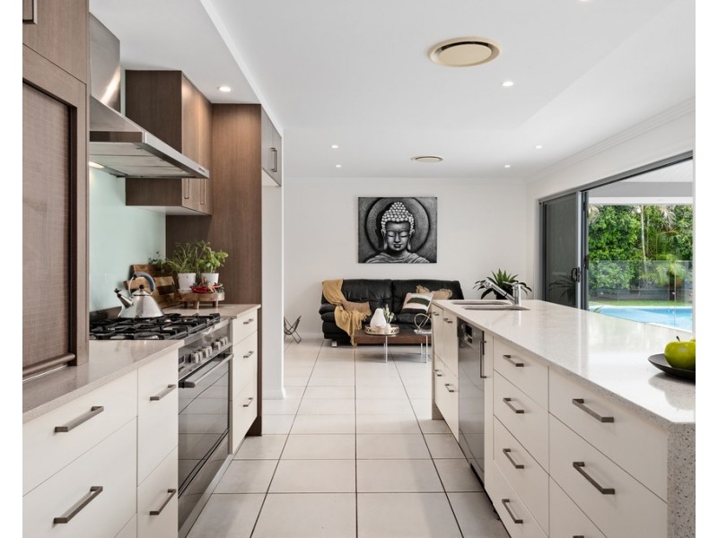 16 Lalwinya Street, Buddina QLD 4575