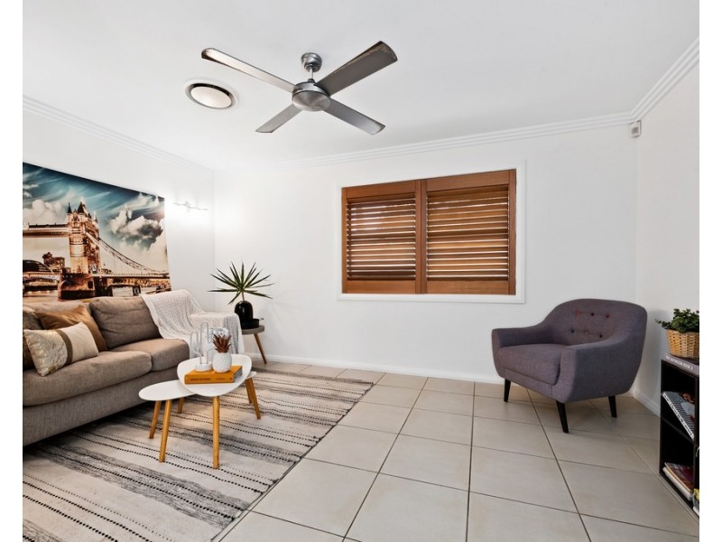 16 Lalwinya Street, Buddina QLD 4575