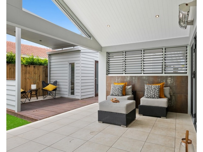 16 Lalwinya Street, Buddina QLD 4575