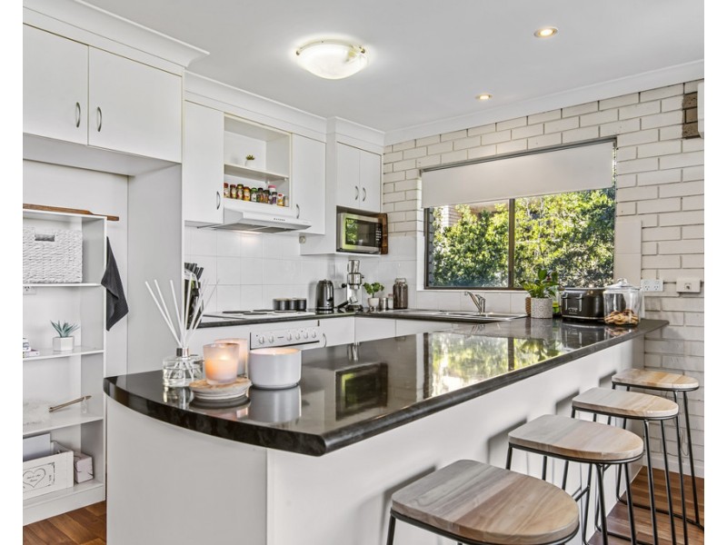 Unit 4/22 Kalinda Ave, Mooloolaba QLD 4557