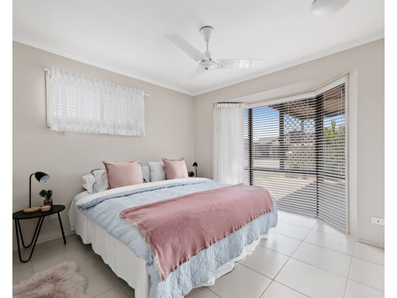 U212/26 St Vincents Court, Minyama QLD 4575