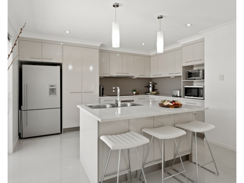 14 Skua Place, Mountain Creek QLD 4557