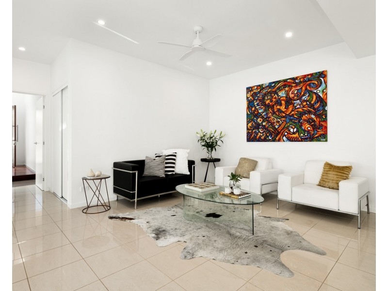 2/4 Alkira Street, Buddina QLD 4575