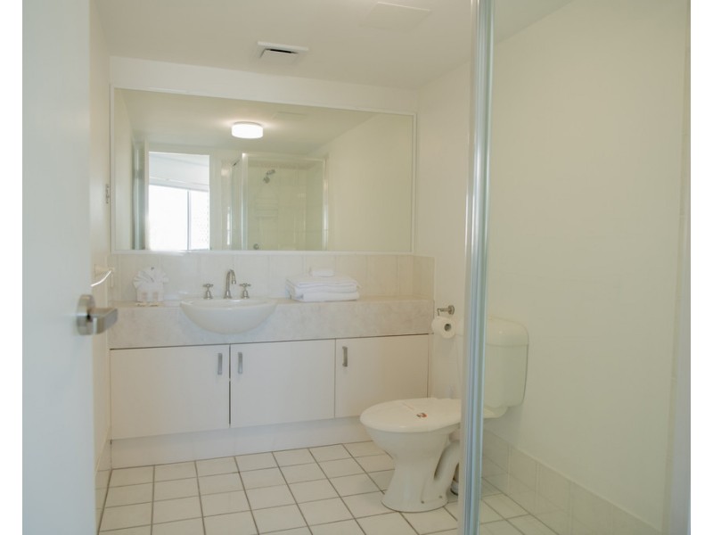 8N/143 Lowanna Drive, Buddina QLD 4575