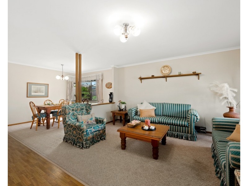 7 Kensington Drive, Minyama QLD 4575