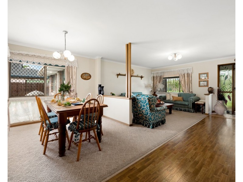 7 Kensington Drive, Minyama QLD 4575