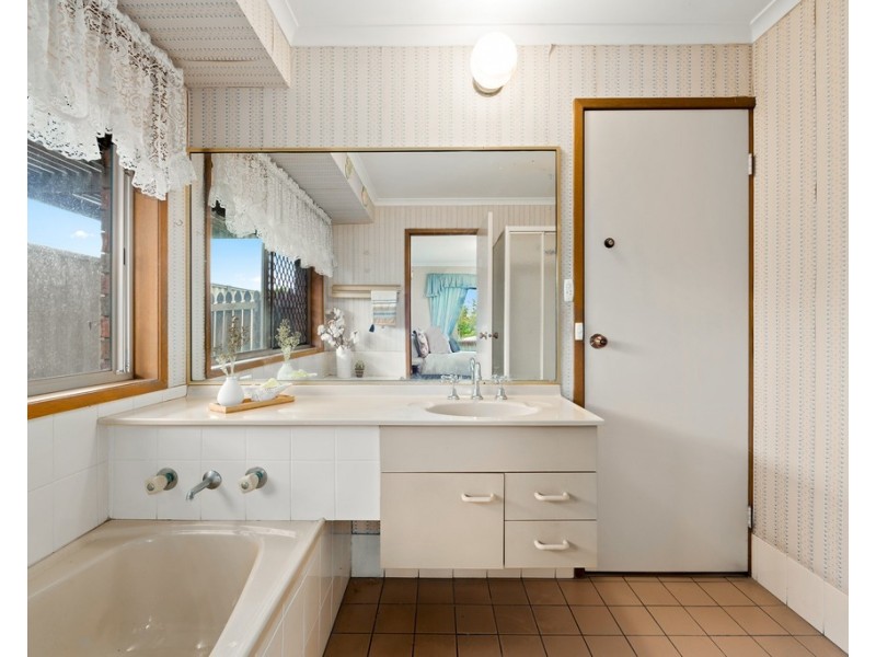7 Kensington Drive, Minyama QLD 4575