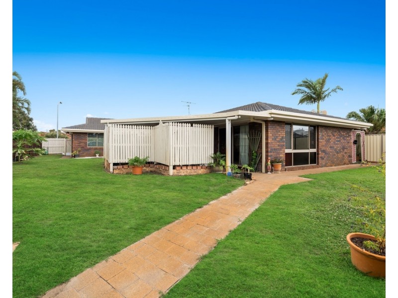 7 Kensington Drive, Minyama QLD 4575