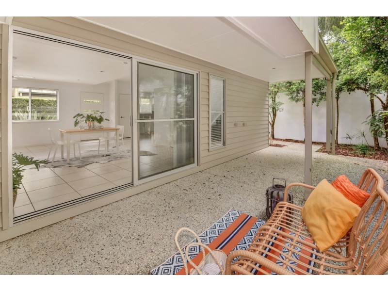 10 Tranquil Place, Alexandra Headland QLD 4572