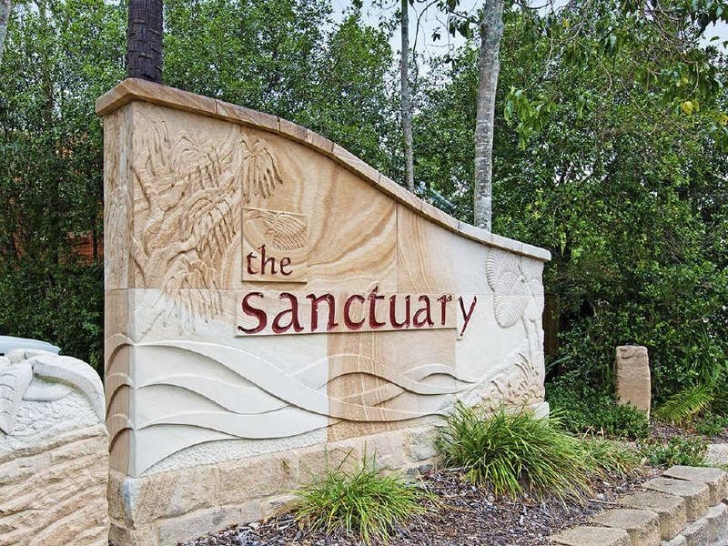 10 Tranquil Place, Alexandra Headland QLD 4572