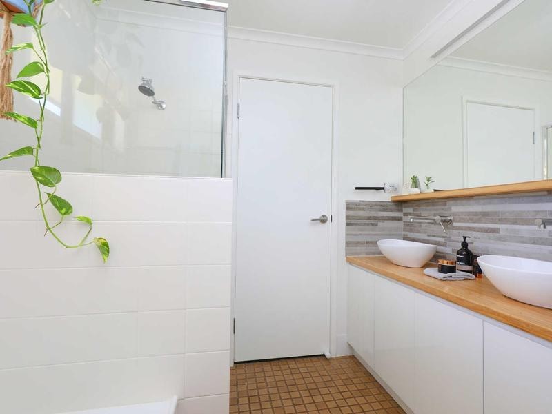 3 Uringa Street, Warana QLD 4575