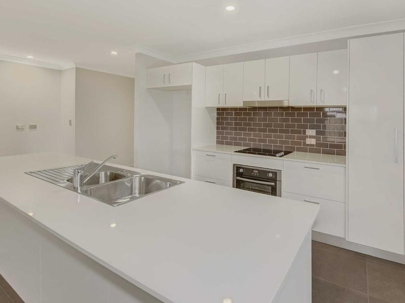 9 Newton Place, Caloundra West QLD 4551
