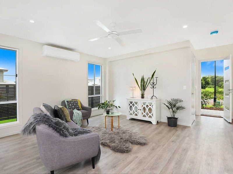 2 Hideaway Street, Birtinya QLD 4575