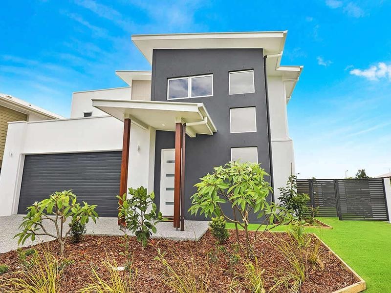 2 Hideaway Street, Birtinya QLD 4575