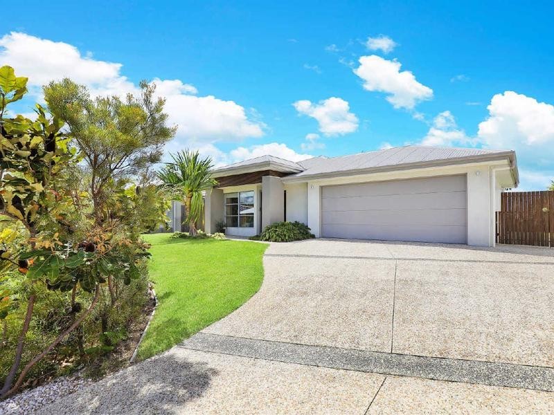 13 Promontory Street, Birtinya QLD 4575