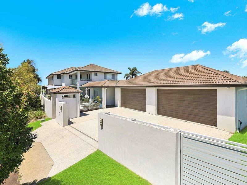 18 Seychelles Place, Kawana Island QLD 4575