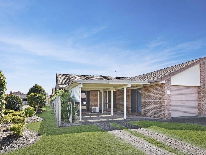 106/8 Melody Court, Warana QLD 4575