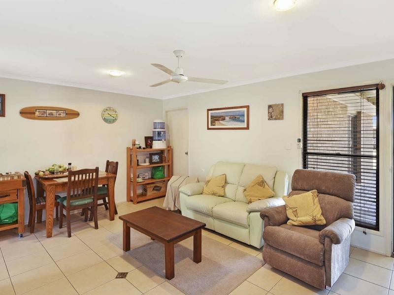 106/8 Melody Court, Warana QLD 4575
