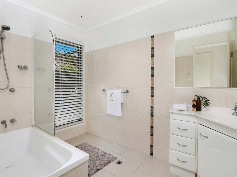 22 Parari Street, Warana QLD 4575