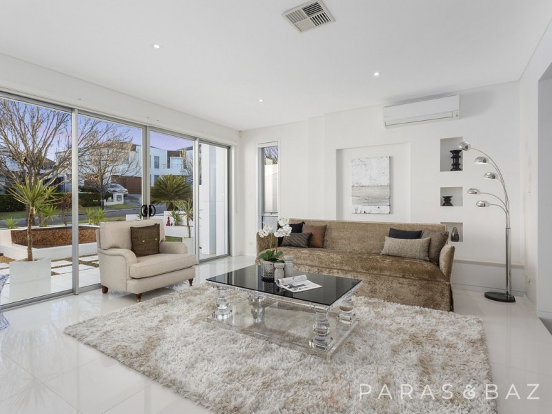 7 Ashburn Close, Bella Vista NSW 2153