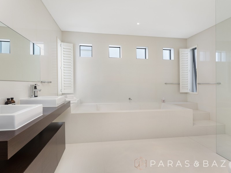 7 Ashburn Close, Bella Vista NSW 2153