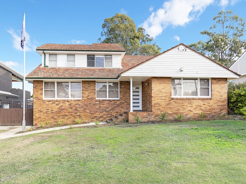 12 Warra Street, Wentworthville NSW 2145