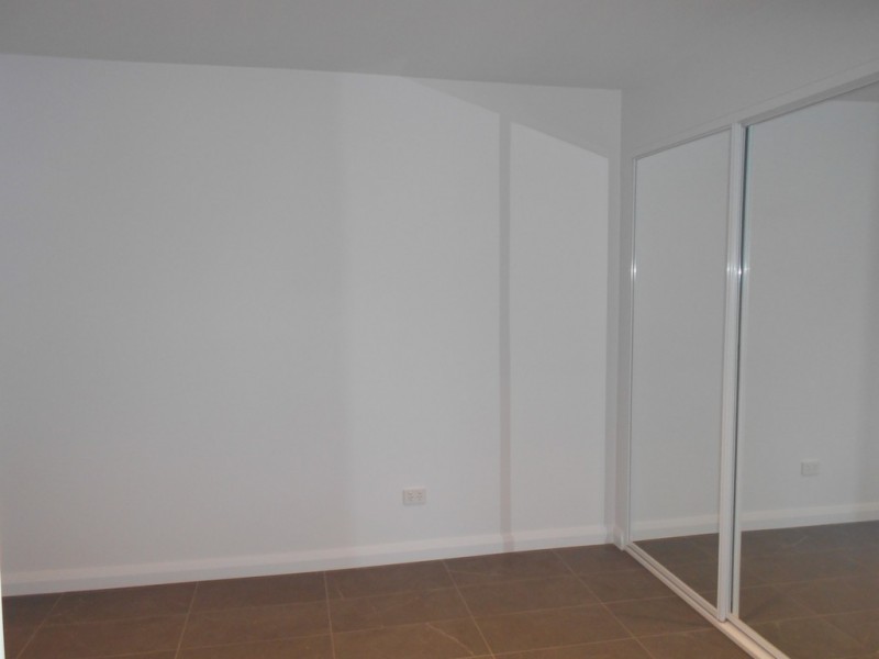 13B Dinton St, Prospect NSW 2148