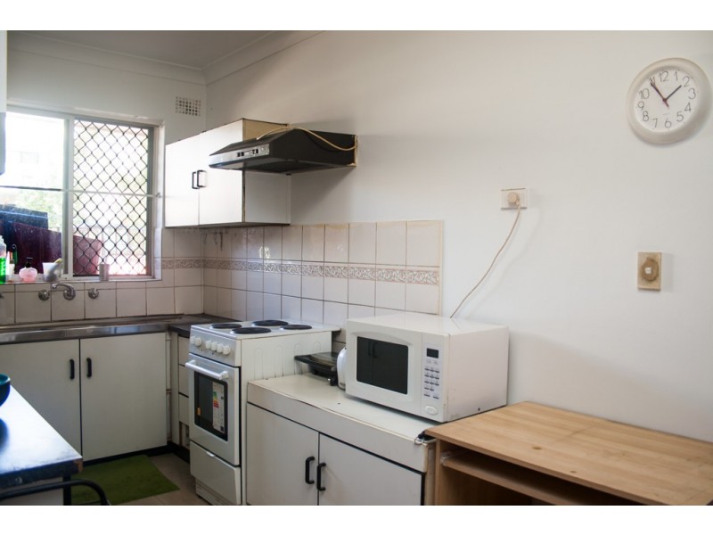 1/12-14 Wigram Street, Harris Park NSW 2150