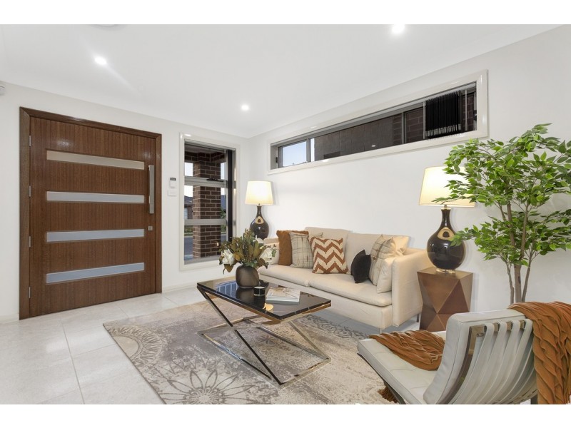 59 Valletta Drive, Box Hill NSW 2765