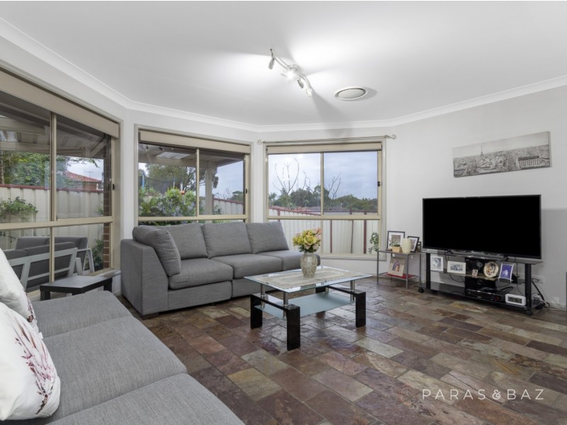 23 Thompson Crescent, Glenwood NSW 2768