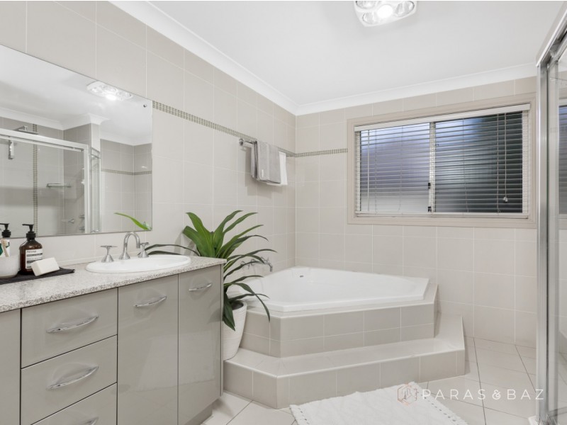 12 Rowanbrae Cr, Bella Vista NSW 2153