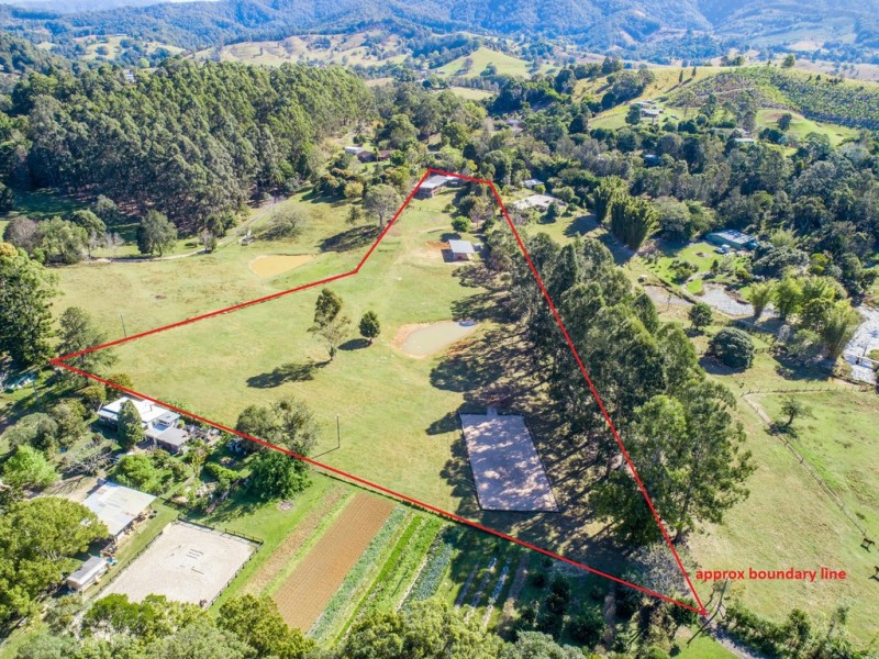 64 YARRABEE TERRACE, Stokers Siding NSW 2484