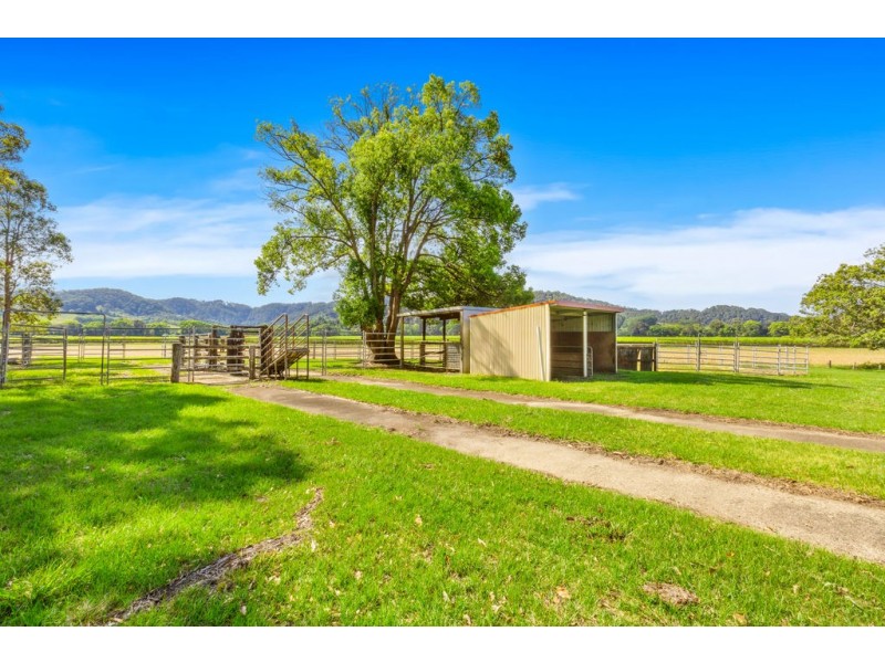 5824 TWEED VALLEY WAY, Mooball NSW 2483
