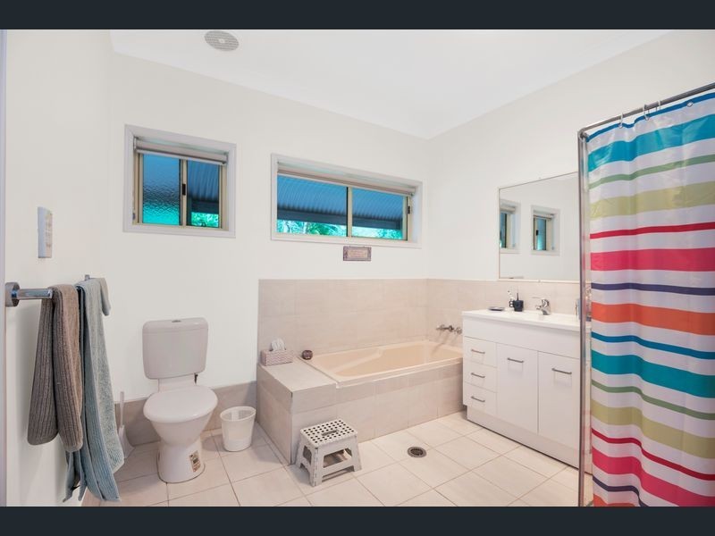 2 CROOKS VALLEY ROAD, Crystal Creek NSW 2484