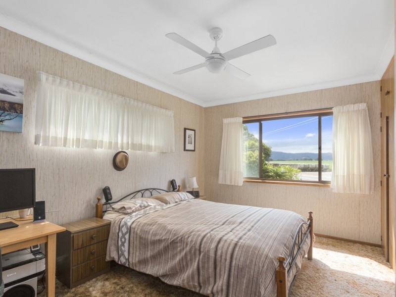 194 CLOTHIERS CREEK ROAD, Nunderi NSW 2484