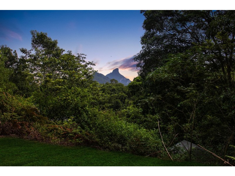 140 Braeside Drive, Uki NSW 2484