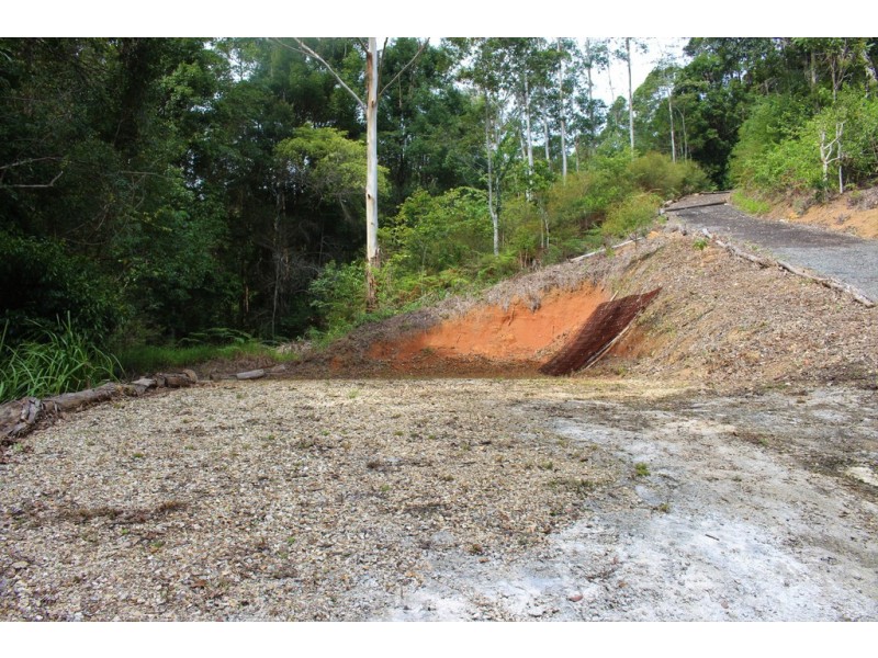 140 Braeside Drive, Uki NSW 2484