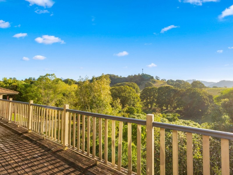 17 MOUNT ERNEST CRESCENT, Murwillumbah NSW 2484