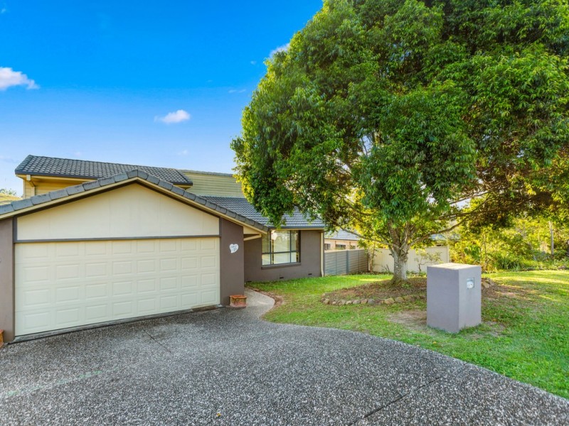 17 MOUNT ERNEST CRESCENT, Murwillumbah NSW 2484