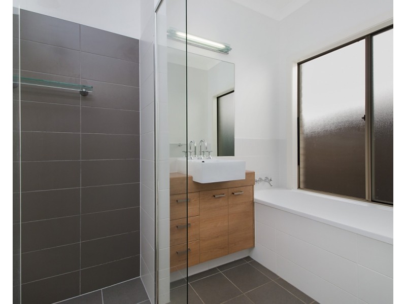 84 RIVEROAK DRIVE, Murwillumbah NSW 2484