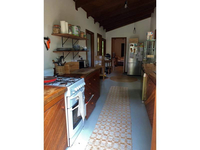 12 Sunrise Place, Uki NSW 2484