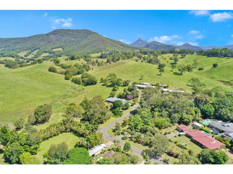 5 EAGLE PLACE, Dunbible NSW 2484