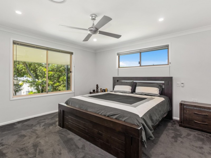 5 EAGLE PLACE, Dunbible NSW 2484